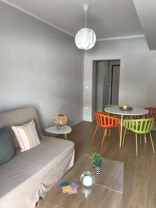 Apartament Kyparissia Cozy Flat - 5Mins Walking From Beach Zewnętrze zdjęcie